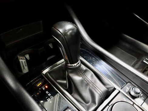 Used 2022 MAZDA MAZDA3 s image 33