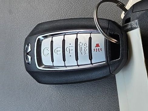 Used 2023 INFINITI QX50 Luxe image 20