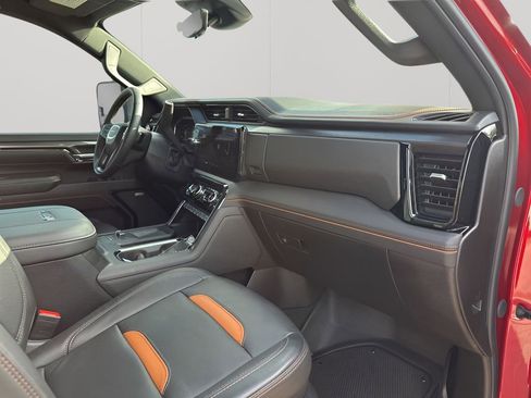 Used 2024 GMC Sierra 2500 AT4 w/ AT4 Premium Plus Package image 14