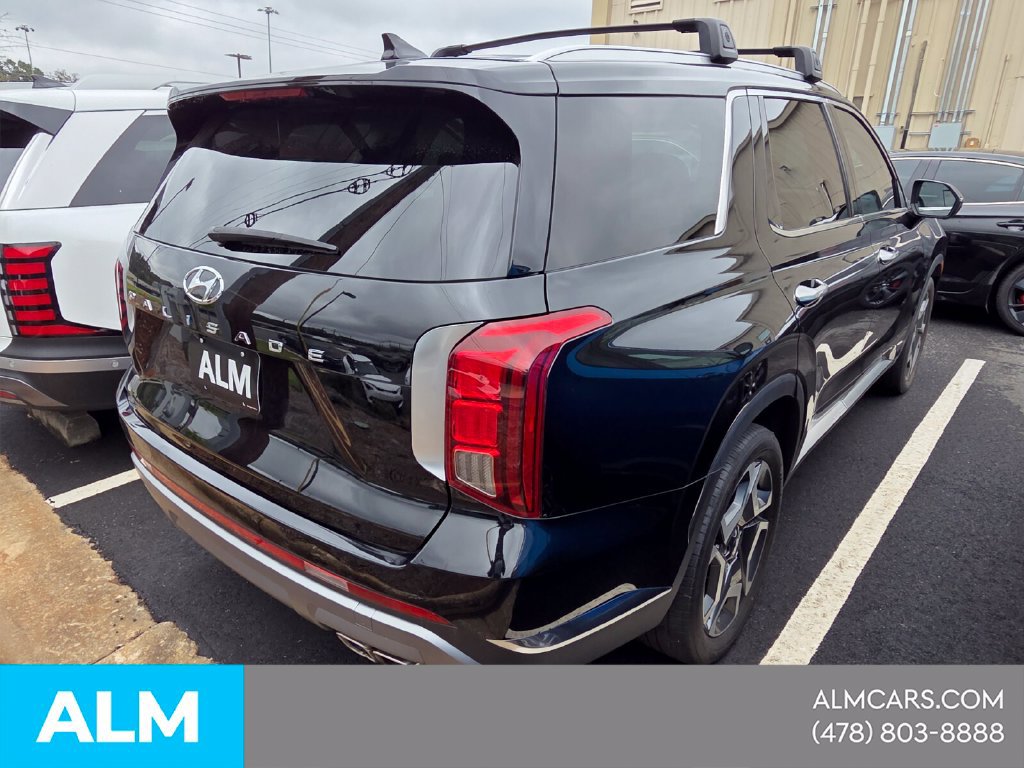 Used 2024 Hyundai Palisade Limited FWD image 10