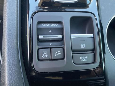 Used 2023 Honda Pilot Elite image 27