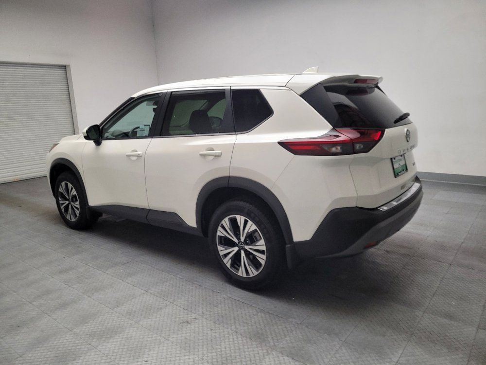 Used 2023 Nissan Rogue SV FWD image 3