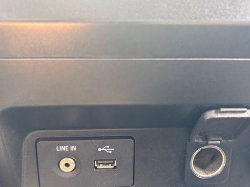 Used 2015 Ford F150 XLT RWD image 25