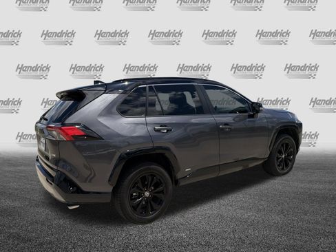 Used 2022 Toyota RAV4 XSE AWD/4WD image 10