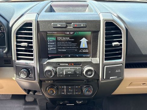 Used 2015 Ford F150 XLT w/ Equipment Group 302A Luxury image 23