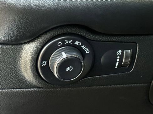 Used 2022 Dodge Durango GT RWD image 22