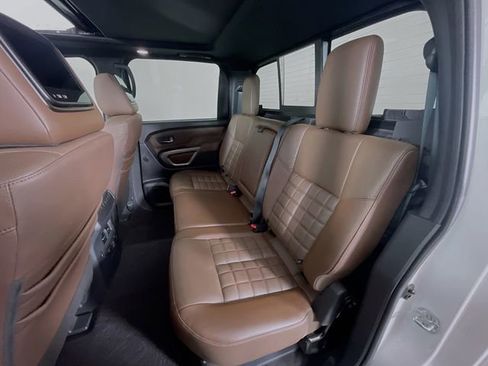 Used 2020 Nissan Titan Platinum Reserve w/ Moonroof Package AWD/4WD image 27