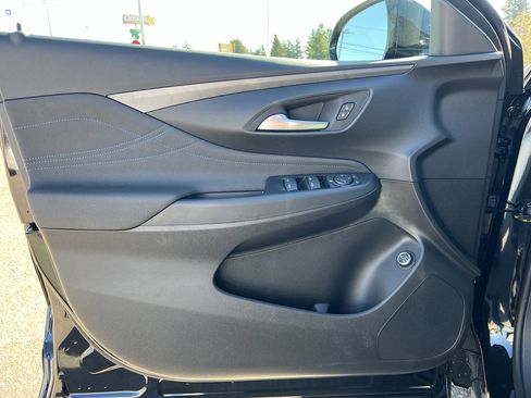 New 2026 Buick Envista Sport Touring FWD image 18