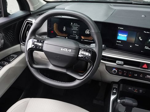 Used 2026 Kia Sorento S AWD/4WD image 26