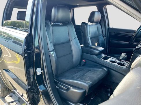 Certified 2019 Jeep Grand Cherokee Altitude RWD image 28