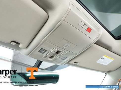 Used 2022 Volkswagen Atlas SE w/ Panoramic Sunroof Package FWD image 26
