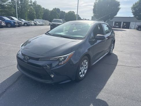Used 2026 Toyota Corolla LE FWD image 9