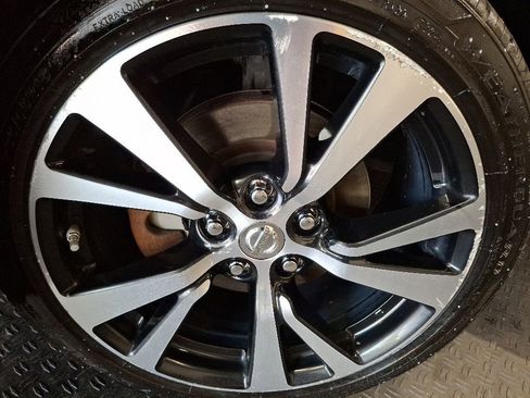 Used 2017 Nissan Altima 2.5 S w/ Power Driver Seat Package FWD image 4