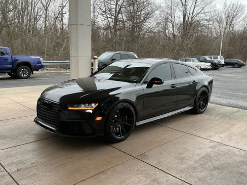 Used 2016 Audi RS 7 Prestige w/ Carbon-Optic Package image 3