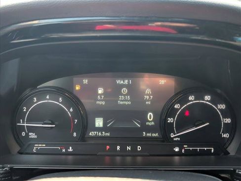 Used 2022 Lincoln Corsair AWD w/ Equipment Group 101A image 11