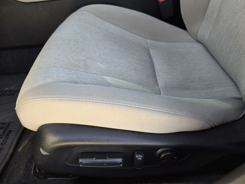Certified 2023 Honda Accord EX image 21