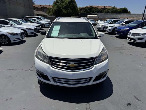 Used 2014 Chevrolet Traverse LT FWD image 11