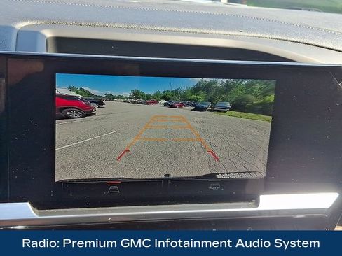 Used 2023 GMC Sierra 1500 Elevation w/ X31 Off-Road Package AWD/4WD image 11