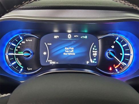 Used 2022 Chrysler Pacifica Touring-L w/ S Appearance Package image 15