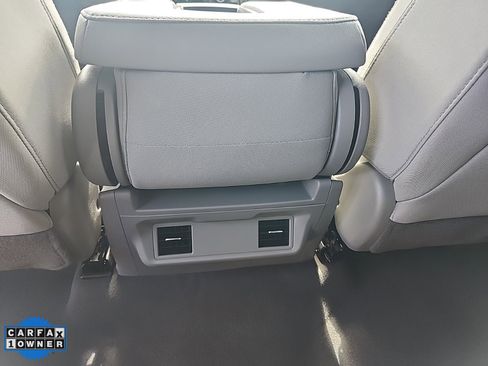 Used 2024 Chevrolet Silverado 3500 LT image 31