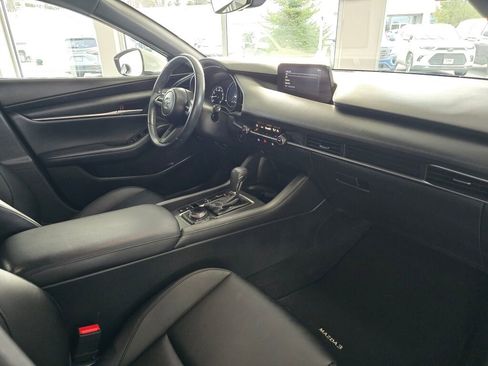 Used 2021 MAZDA MAZDA3 s image 46