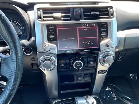 Used 2021 Toyota 4Runner SR5 AWD/4WD image 6