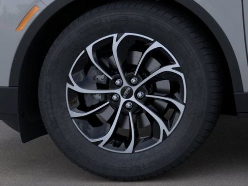 New 2026 Lincoln Nautilus Premier AWD/4WD image 43