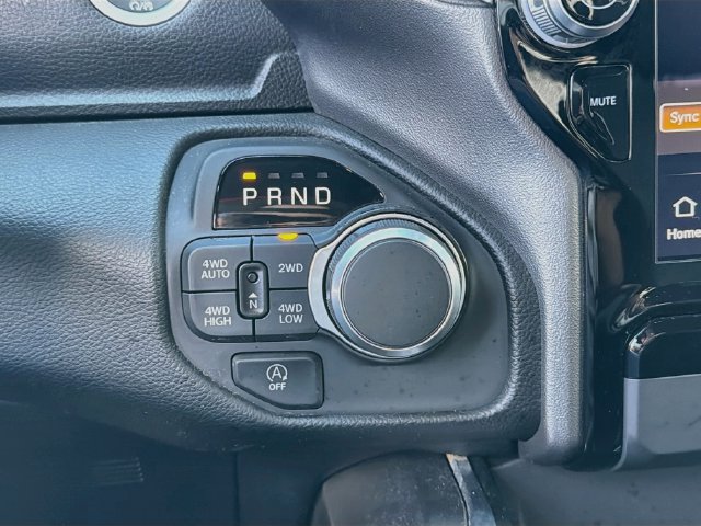 Used 2025 RAM 1500 Big Horn AWD/4WD image 18