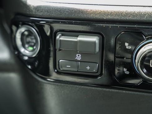 Used 2026 Chevrolet Silverado 1500 RST AWD/4WD image 23