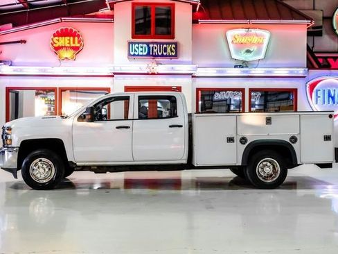 Used 2019 Chevrolet Silverado 3500 W/T w/ WT Convenience Package image 12