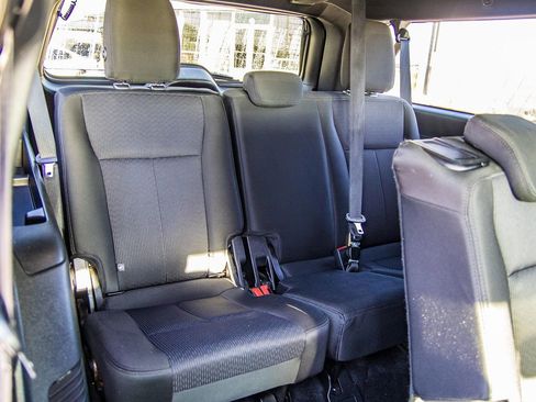 Used 2019 Ford Expedition Max XLT image 24