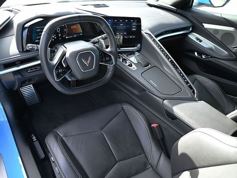 Used 2021 Chevrolet Corvette Stingray Preferred Cpe w/ 2LT image 14