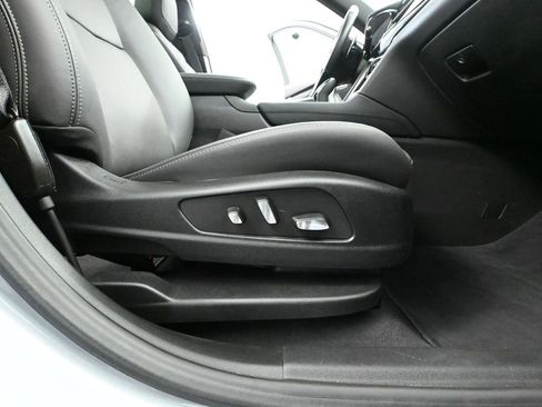 Used 2024 Cadillac XT6 Sport image 55