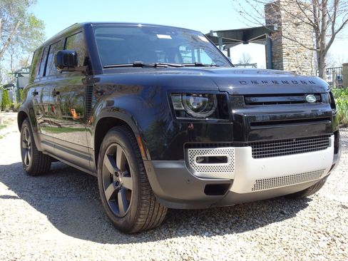 Certified 2025 Land Rover Defender 110 S image 6