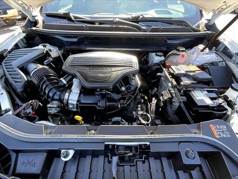 Used 2020 Cadillac XT5 Premium Luxury image 31