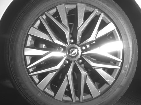 Used 2025 Nissan Altima 2.5 SV image 12