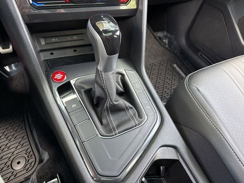 Used 2023 Volkswagen Tiguan SE R-Line image 66