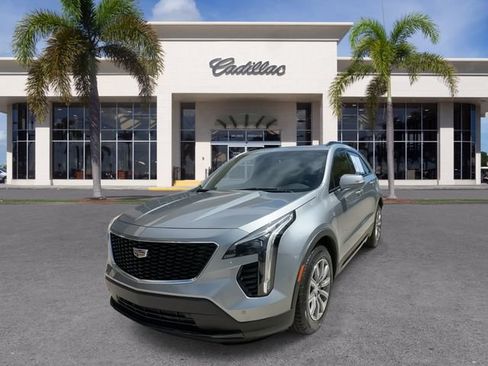 Certified 2023 Cadillac XT4 Sport w/ Driver Assist Package FWD image 5