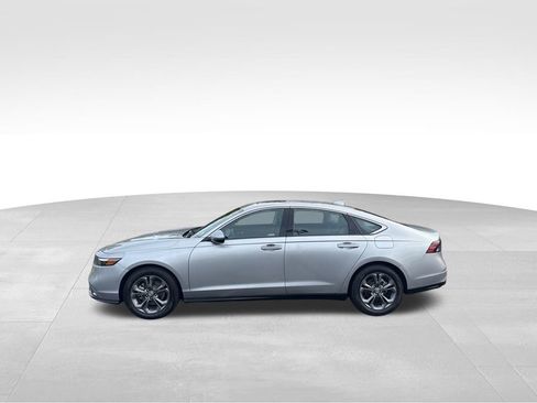 Certified 2024 Honda Accord EX-L image 8