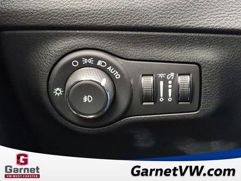 Used 2019 Jeep Compass Altitude image 25