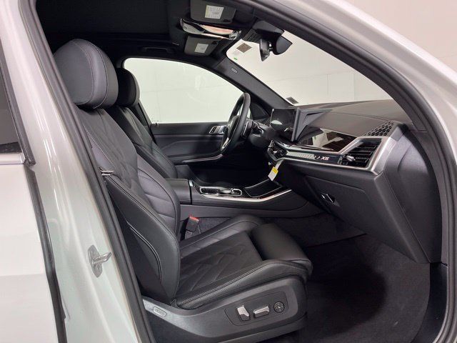 Used 2026 BMW X5 xDrive40i w/ Parking Assistance Package AWD/4WD image 22