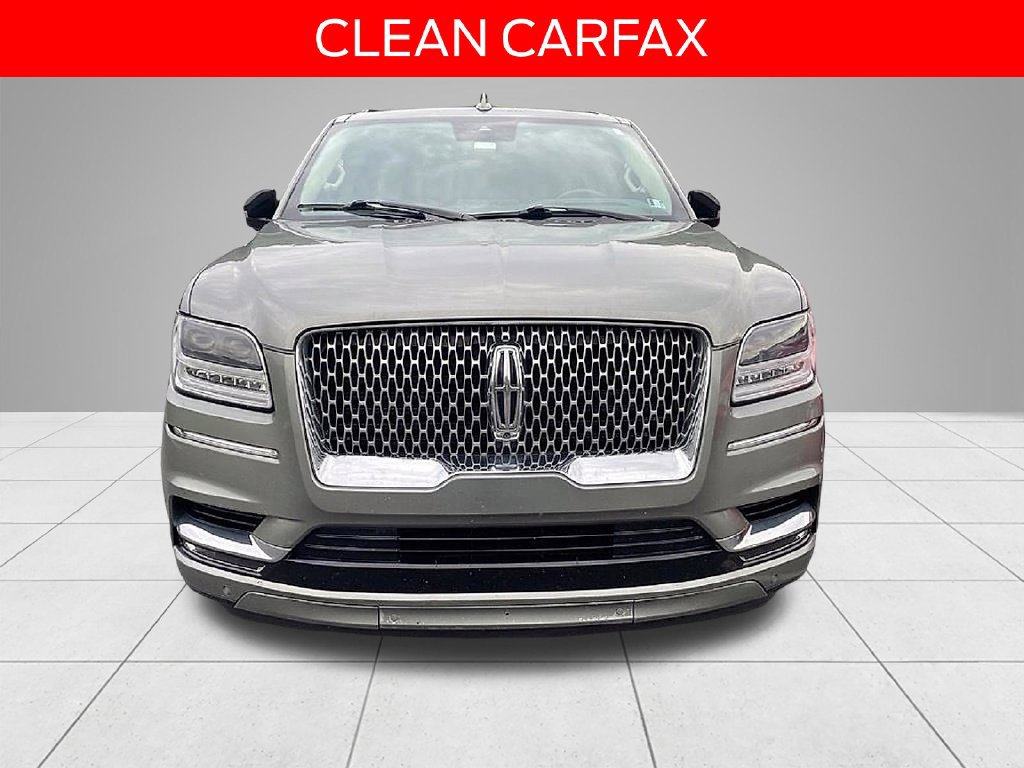 Used 2020 Lincoln Navigator L Reserve w/ Luxury Package AWD/4WD image 2