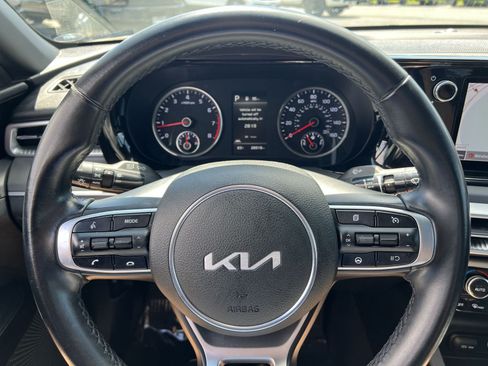 Used 2022 Kia K5 GT-Line FWD image 13