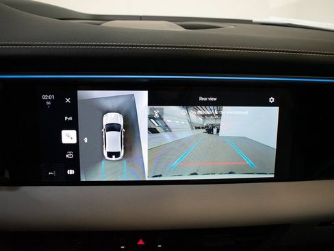 Used 2025 Porsche Macan 4S Electric image 29