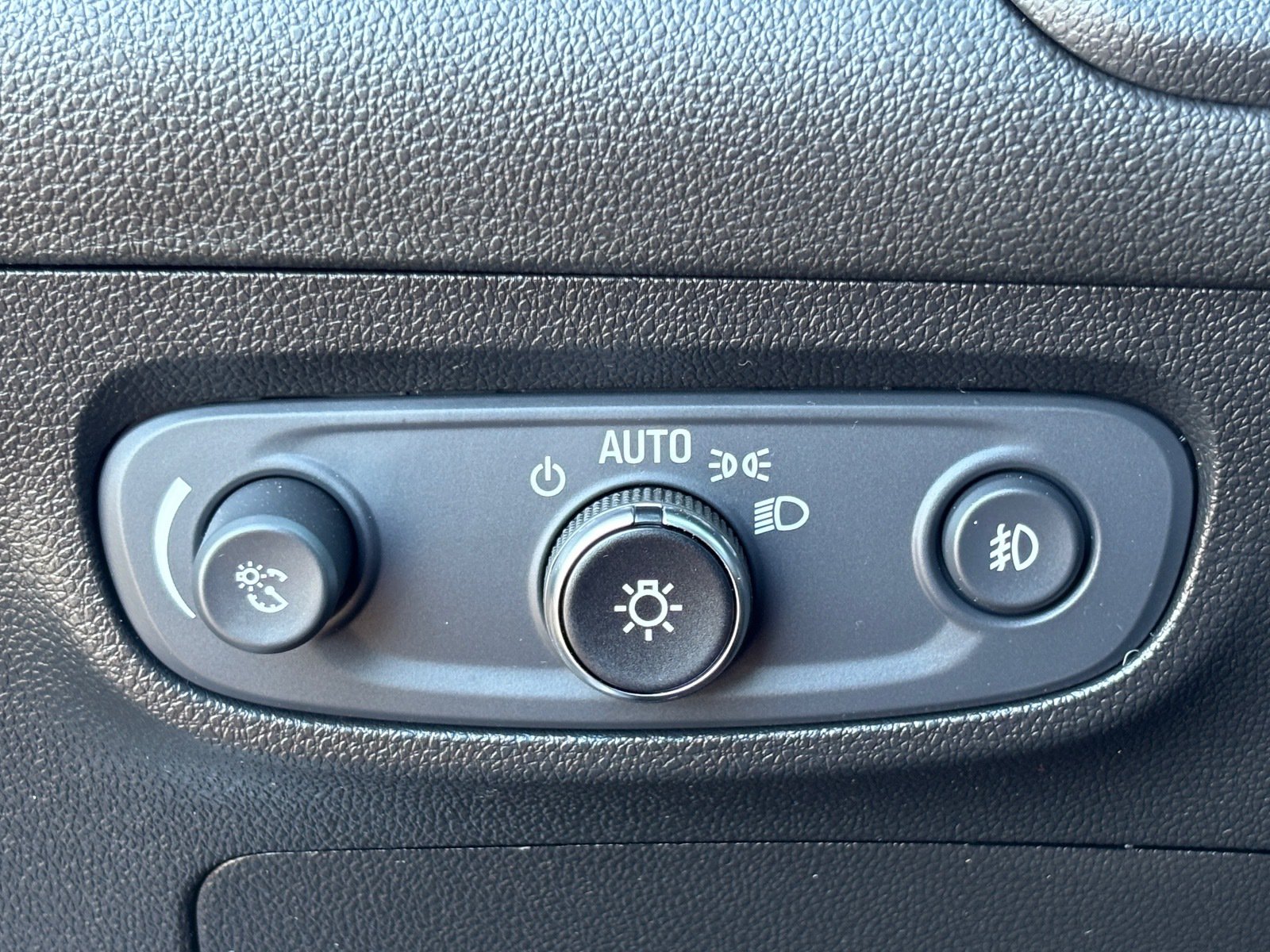 Used 2021 Buick Encore GX Select FWD image 25