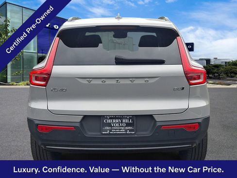 Certified 2024 Volvo XC40 B5 Plus w/ Protection Package Premier AWD/4WD image 6