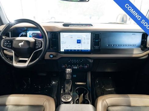 Used 2023 Ford Bronco Wildtrak AWD/4WD image 9
