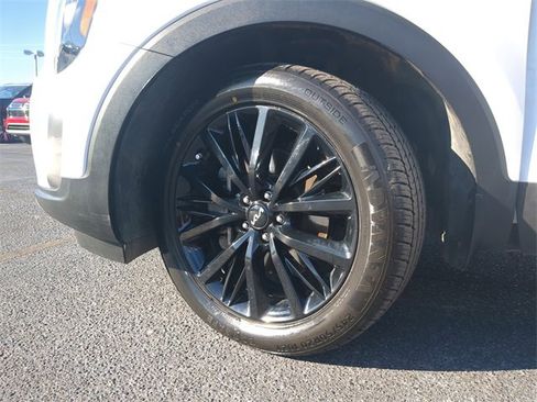 Used 2022 Kia Telluride SX image 38