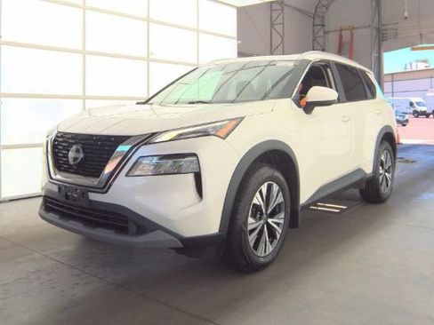 Certified 2023 Nissan Rogue SV w/ SV Premium B Package AWD/4WD image 6