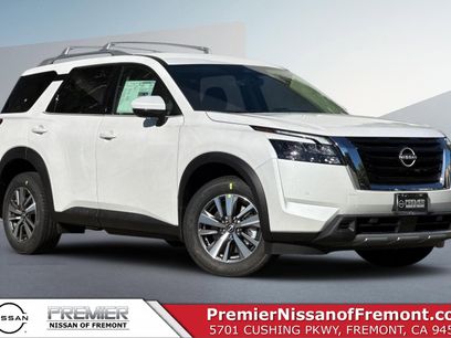 New 2025 Nissan Pathfinder SL